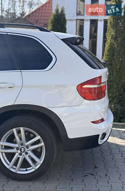 Внедорожник / Кроссовер BMW X5 2012 в 
