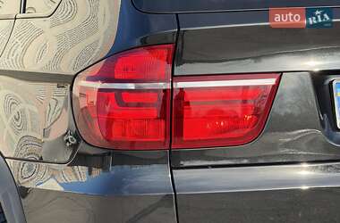 Внедорожник / Кроссовер BMW X5 2011 в 