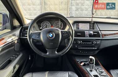Внедорожник / Кроссовер BMW X5 2011 в 