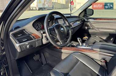 Внедорожник / Кроссовер BMW X5 2011 в 