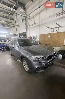 Позашляховик / Кросовер BMW X5 2016 в Львові