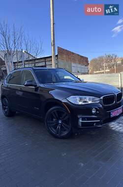 Позашляховик / Кросовер BMW X5 2015 в Чернівцях