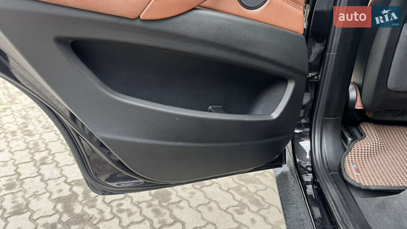 Внедорожник / Кроссовер BMW X5 2012 в Львове