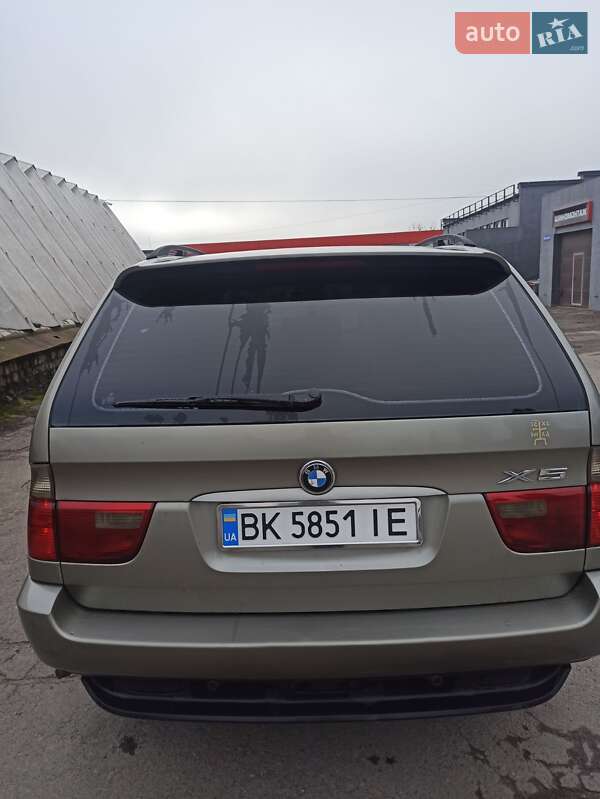 Внедорожник / Кроссовер BMW X5 2005 в Ровно