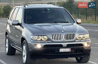 Позашляховик / Кросовер BMW X5 2004 в Рівному