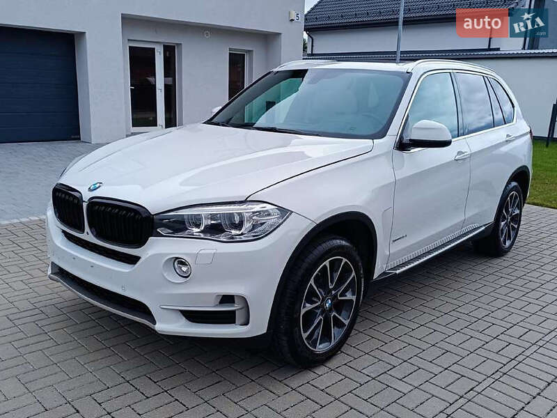 Позашляховик / Кросовер BMW X5 2017 в Києві