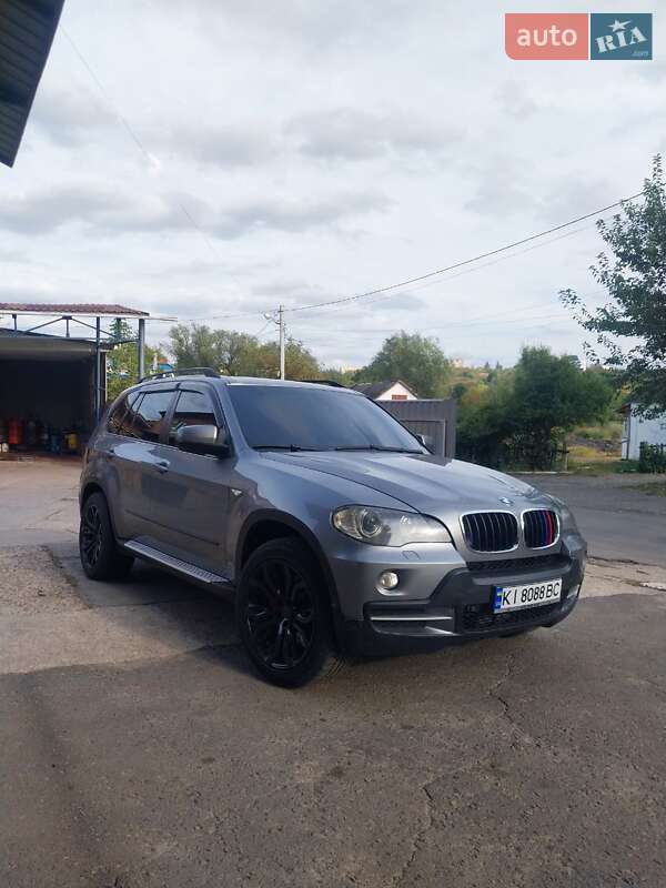 Внедорожник / Кроссовер BMW X5 2007 в Оратове