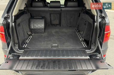 Позашляховик / Кросовер BMW X5 2011 в 