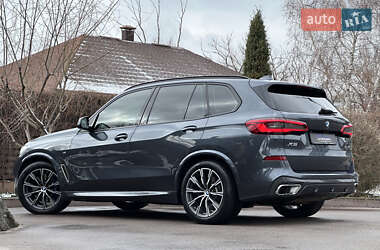 Внедорожник / Кроссовер BMW X5 2019 в 