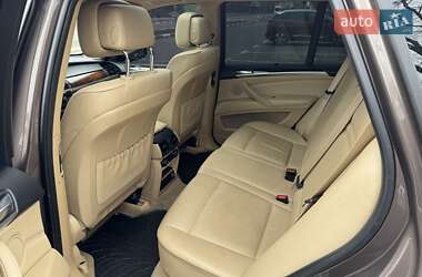 Позашляховик / Кросовер BMW X5 2013 в 