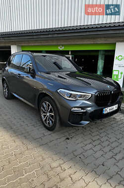 Позашляховик / Кросовер BMW X5 2021 в Львові