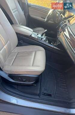 Позашляховик / Кросовер BMW X5 2009 в 