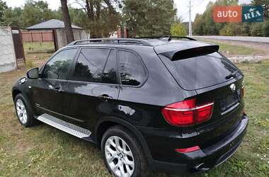 Внедорожник / Кроссовер BMW X5 2011 в 