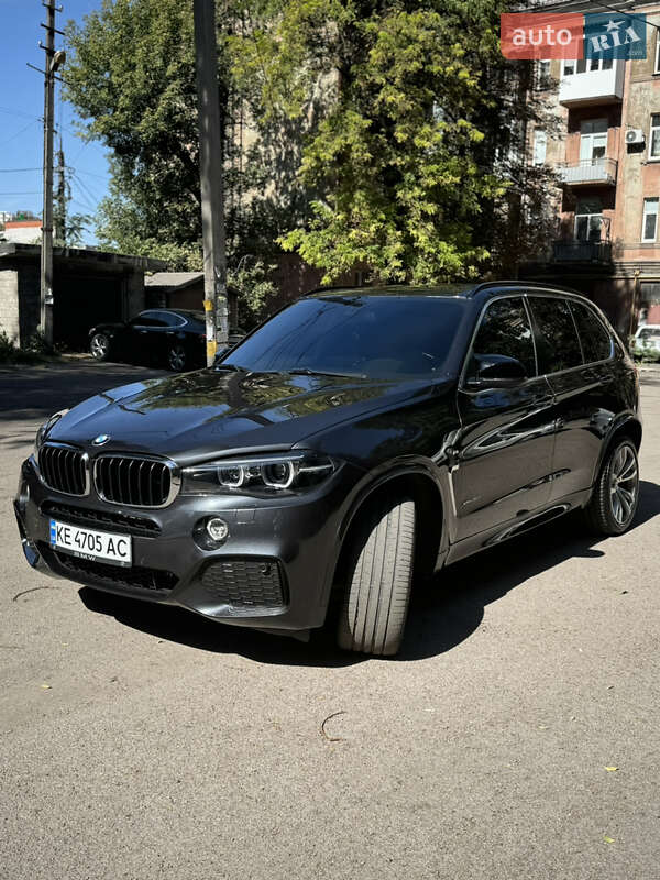 Позашляховик / Кросовер BMW X5 2015 в Кам'янському