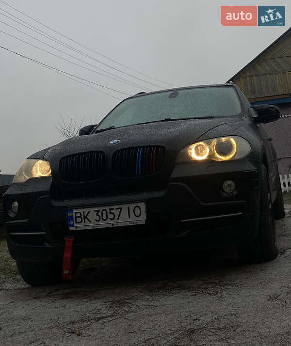 Внедорожник / Кроссовер BMW X5 2007 в Рокитном