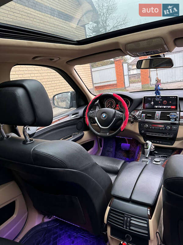 Внедорожник / Кроссовер BMW X5 2007 в Рокитном