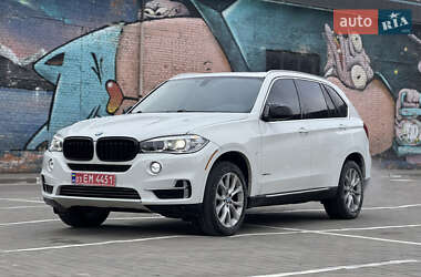 Позашляховик / Кросовер BMW X5 2015 в Луцьку