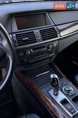 Внедорожник / Кроссовер BMW X5 2011 в 