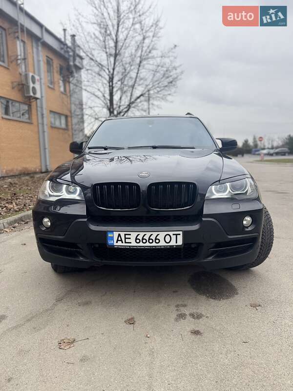 Внедорожник / Кроссовер BMW X5 2008 в 