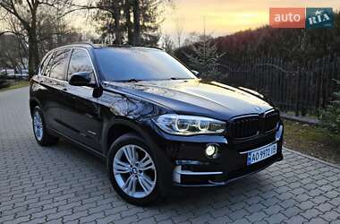 Позашляховик / Кросовер BMW X5 2014 в Сваляві