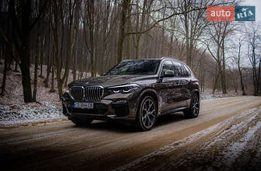 Внедорожник / Кроссовер BMW X5 2020 в 