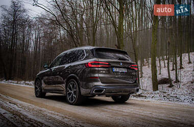 Внедорожник / Кроссовер BMW X5 2020 в 