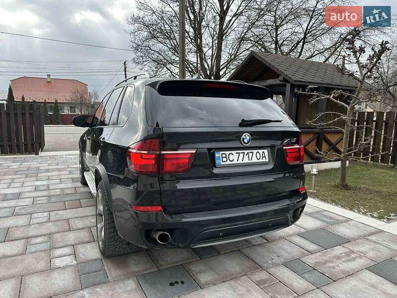 Позашляховик / Кросовер BMW X5 2010 в Львові