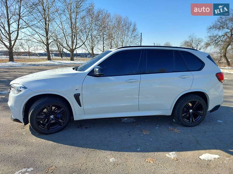 Позашляховик / Кросовер BMW X5 2014 в Миколаєві