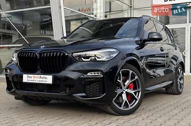 Позашляховик / Кросовер BMW X5 2020 в Чернівцях