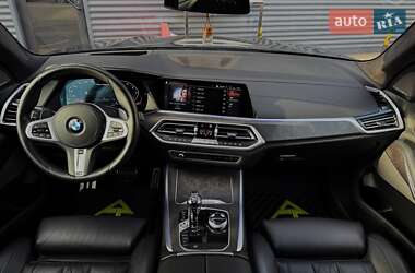 Внедорожник / Кроссовер BMW X5 2021 в Киеве