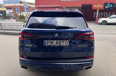 Внедорожник / Кроссовер BMW X5 2020 в 