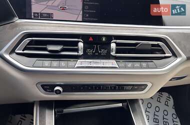 Внедорожник / Кроссовер BMW X5 2020 в 