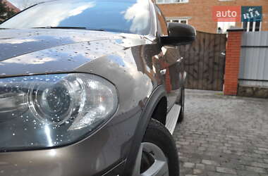 Внедорожник / Кроссовер BMW X5 2011 в 