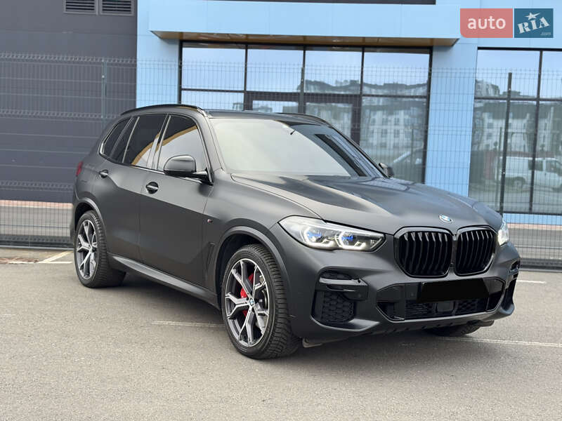 Внедорожник / Кроссовер BMW X5 2022 в Киеве