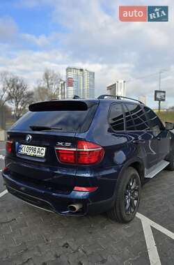 Внедорожник / Кроссовер BMW X5 2011 в 