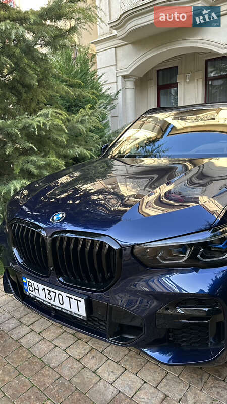 Внедорожник / Кроссовер BMW X5 2022 в 