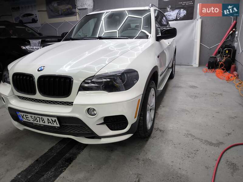 Позашляховик / Кросовер BMW X5 2013 в Дніпрі