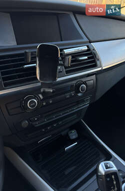 Внедорожник / Кроссовер BMW X5 2011 в 