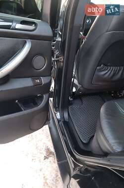Внедорожник / Кроссовер BMW X5 2005 в 