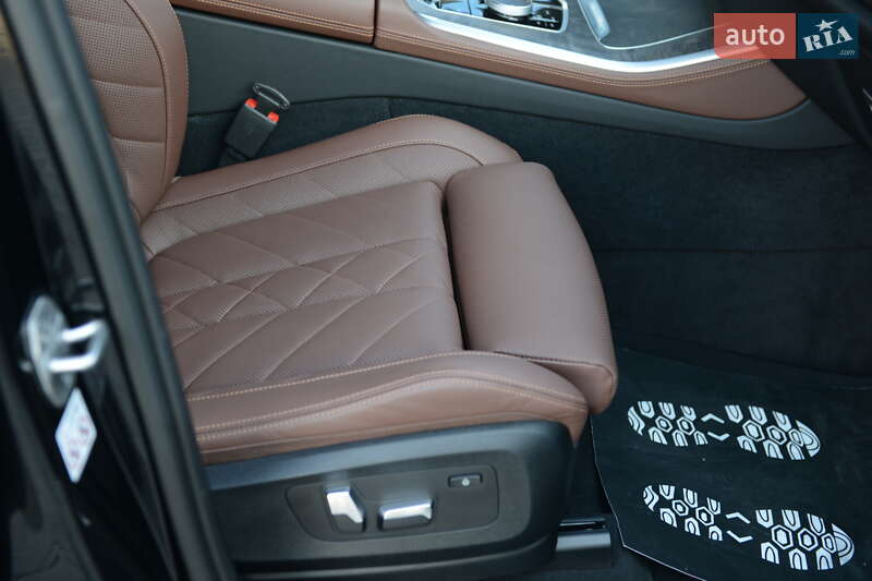 Внедорожник / Кроссовер BMW X5 2023 в Мукачево