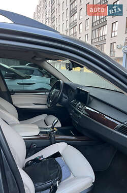 Внедорожник / Кроссовер BMW X5 2011 в Черноморске