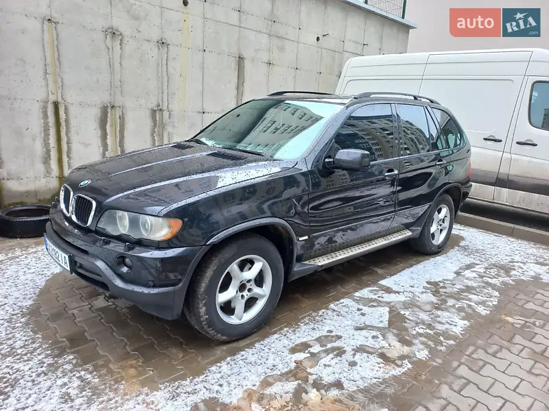 Внедорожник / Кроссовер BMW X5 2003 в 