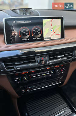 Позашляховик / Кросовер BMW X5 2015 в 
