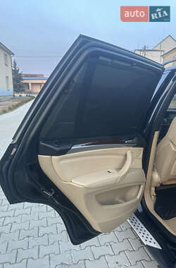Внедорожник / Кроссовер BMW X5 2012 в 