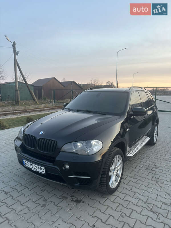 Внедорожник / Кроссовер BMW X5 2012 в Рокитном