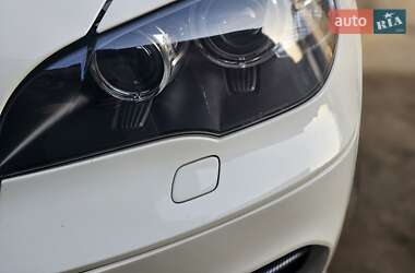 Позашляховик / Кросовер BMW X5 2012 в 