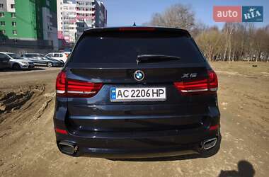 Позашляховик / Кросовер BMW X5 2015 в 