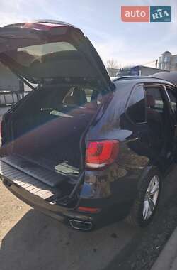 Позашляховик / Кросовер BMW X5 2015 в 