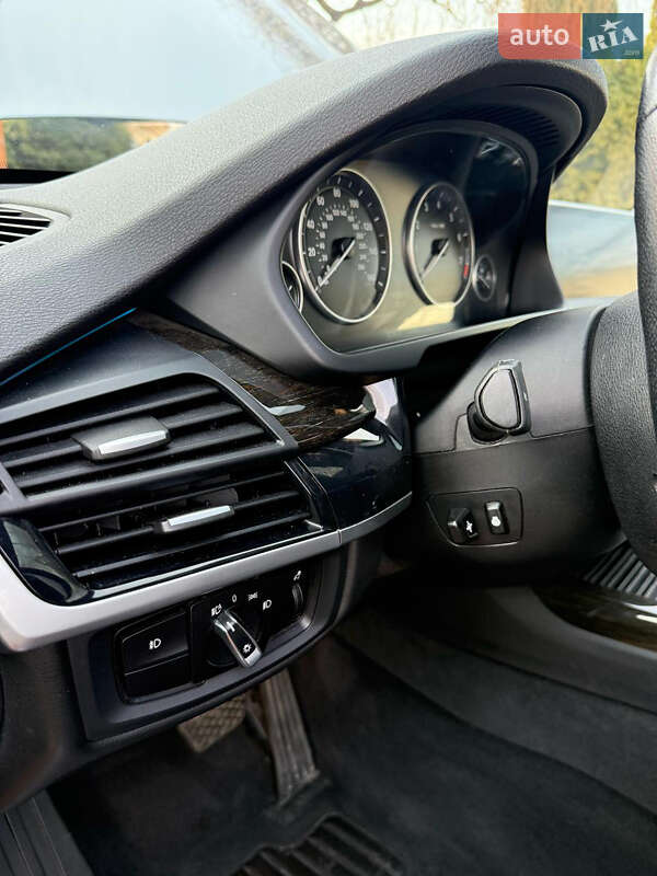 Внедорожник / Кроссовер BMW X5 2014 в Киеве