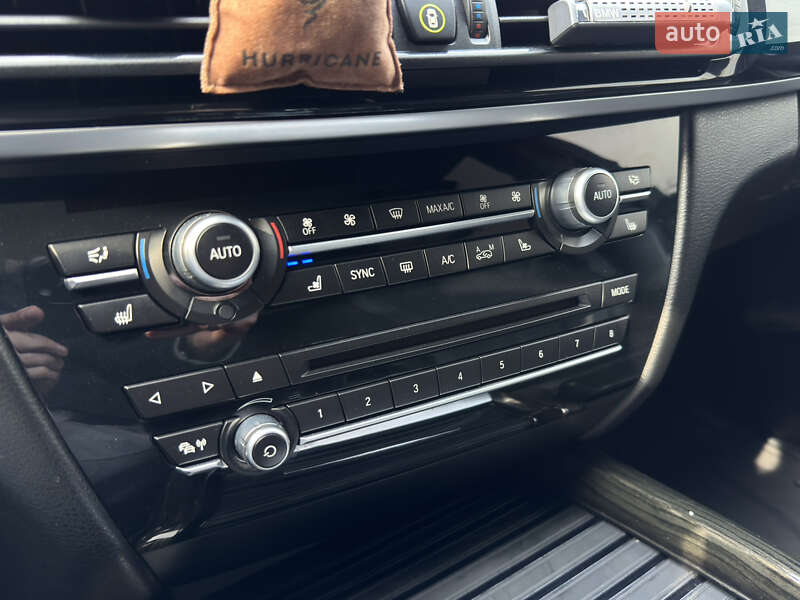 Внедорожник / Кроссовер BMW X5 2014 в Киеве